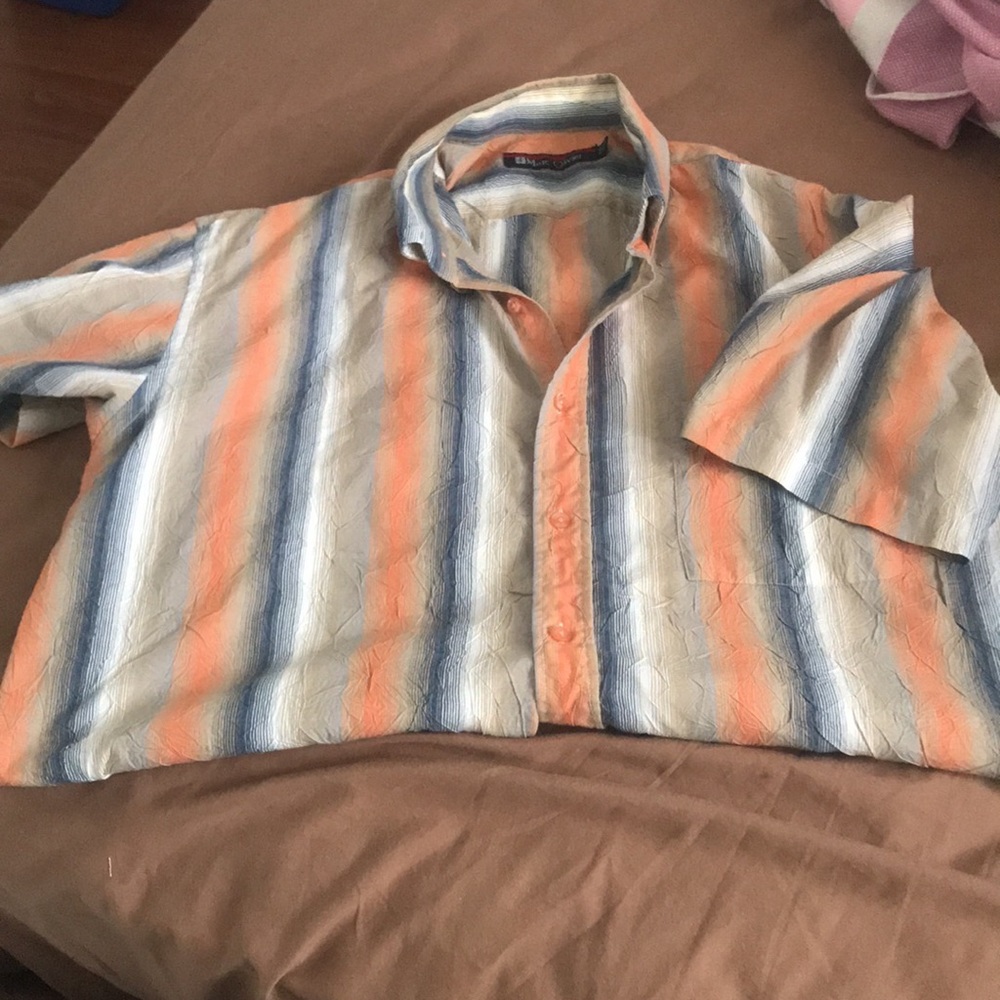 Shirt rainbow size: US XL